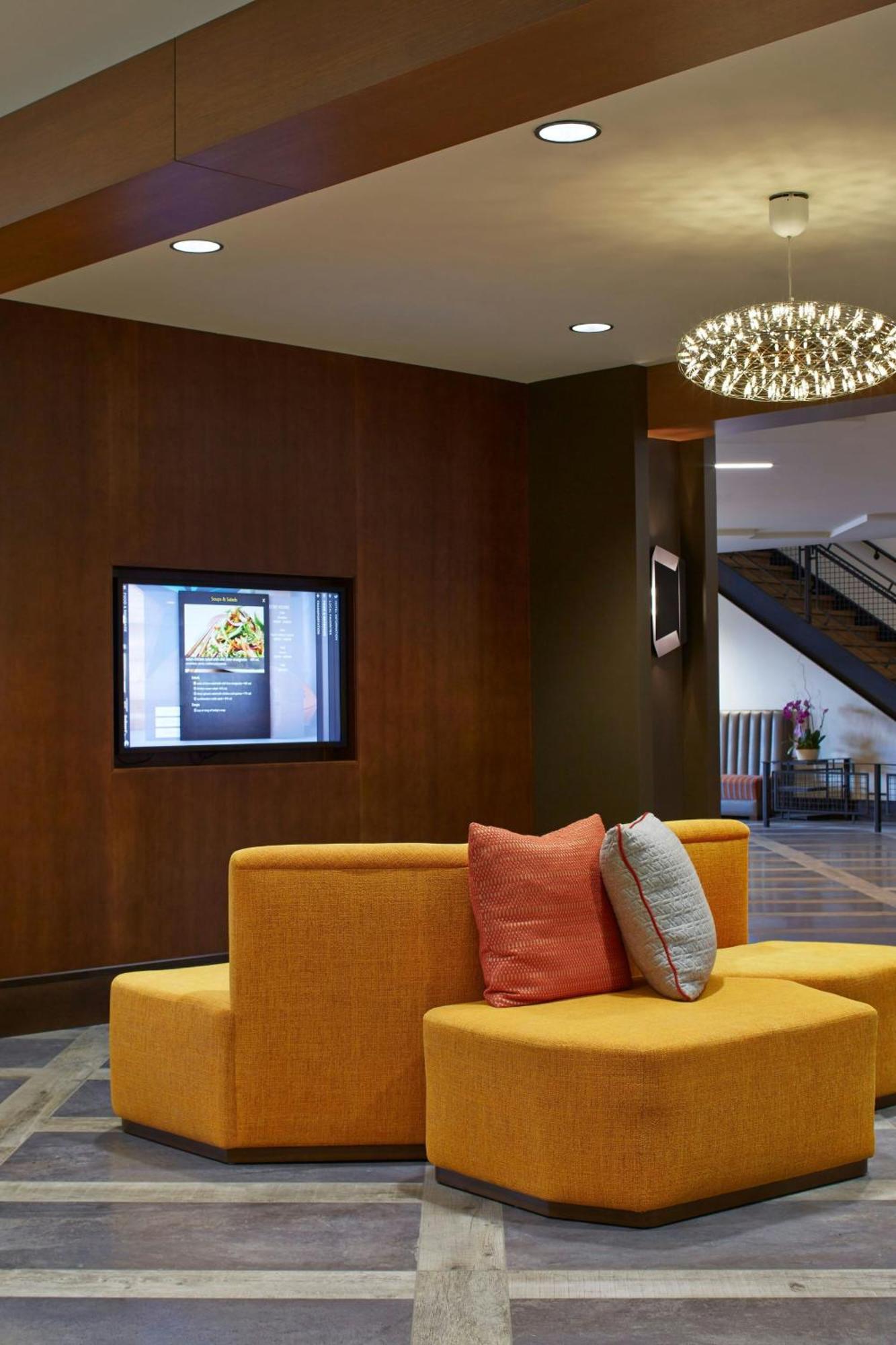 Courtyard By Marriott Lake George Exteriör bild