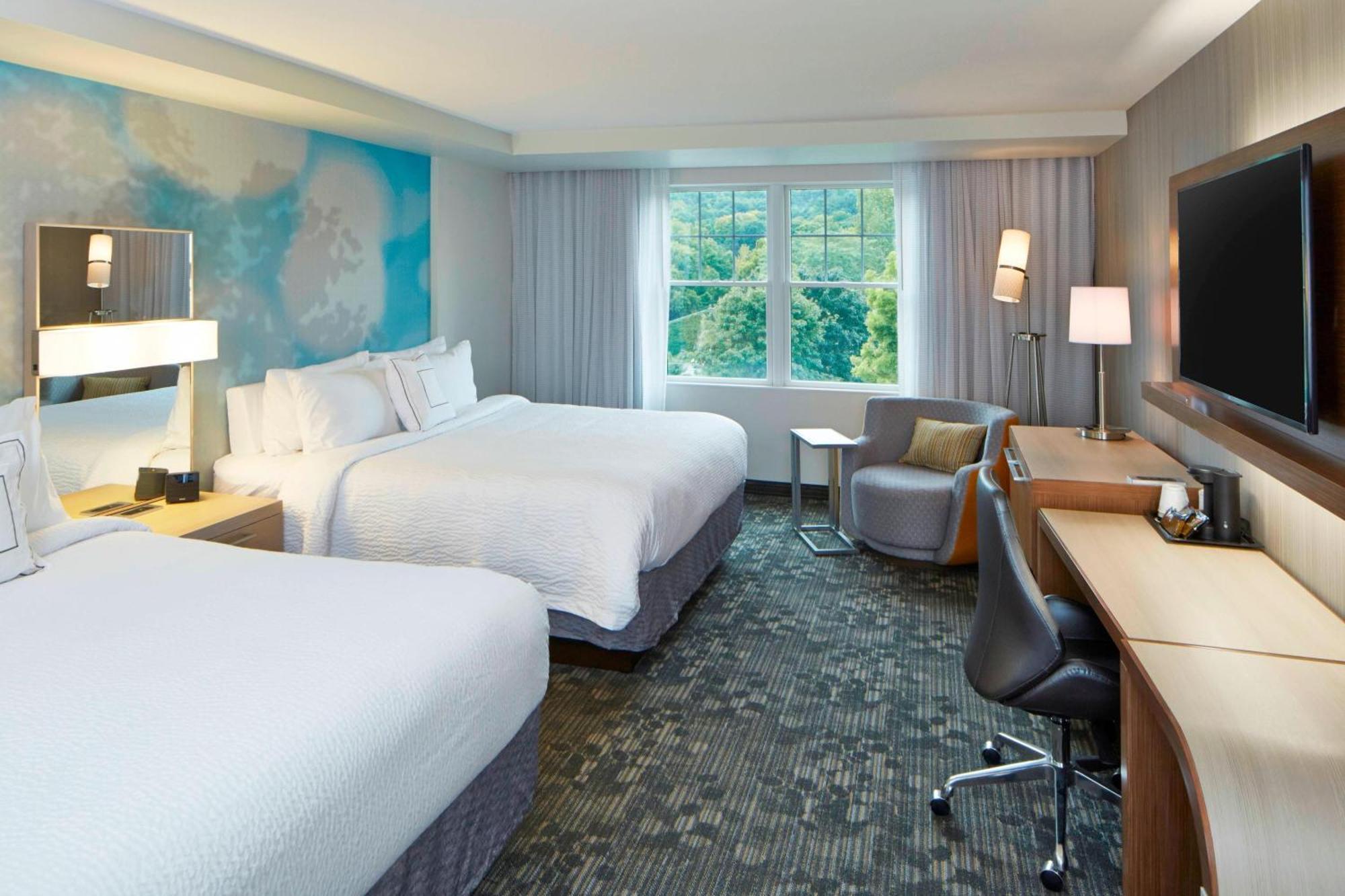 Courtyard By Marriott Lake George Exteriör bild