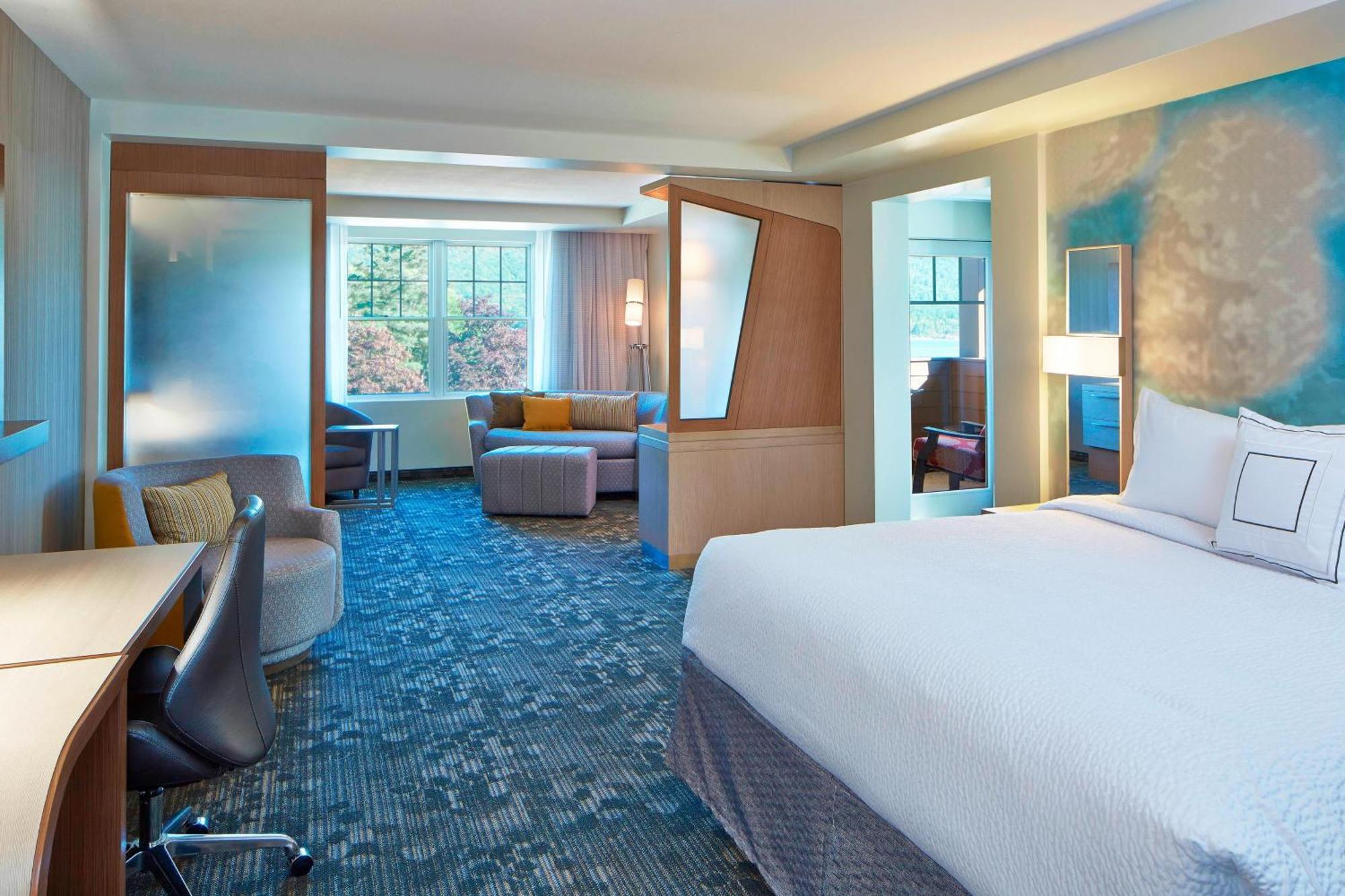 Courtyard By Marriott Lake George Exteriör bild